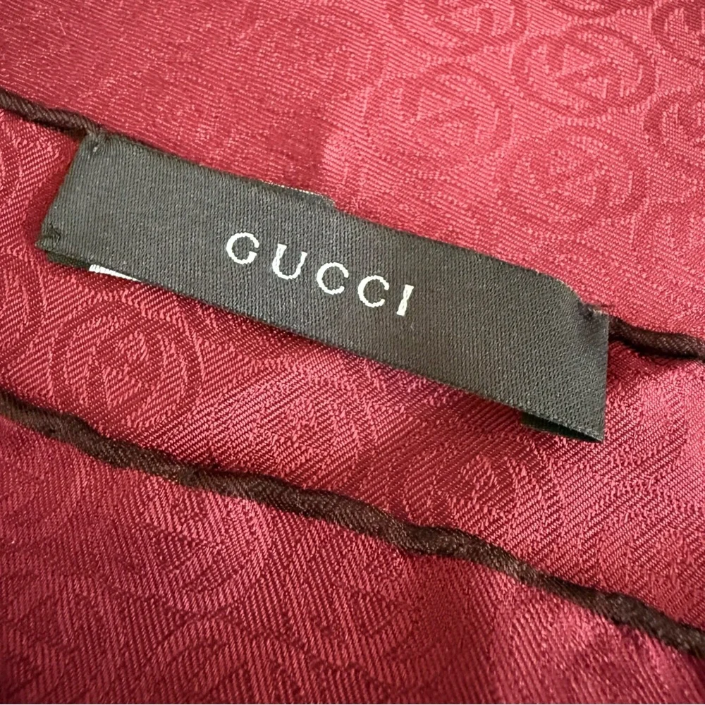 GUCCI Monogram Silk Scarf Burgundy - Picture 6 of 10